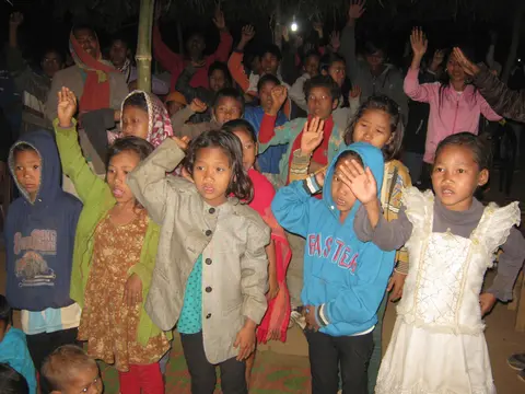 Bible Club-o bisarang gisiko aro bebeo olakianiko noksao nikenga