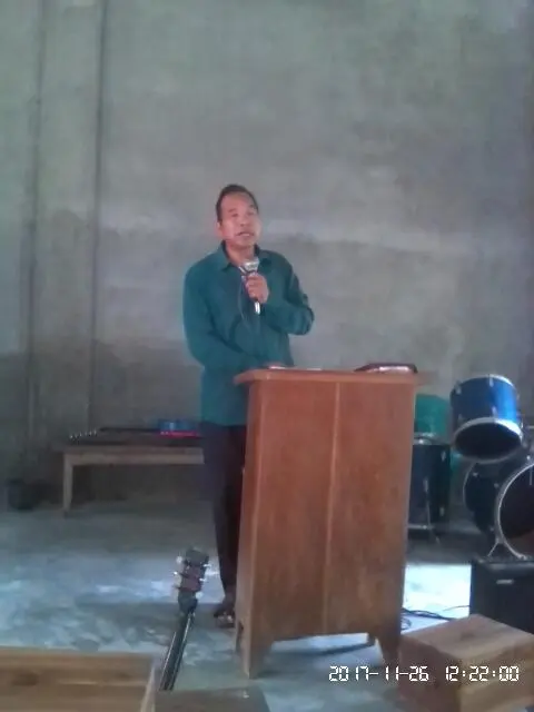 Mr.Sunmith G. Momin delivering the Word of God at Gimegre Church
